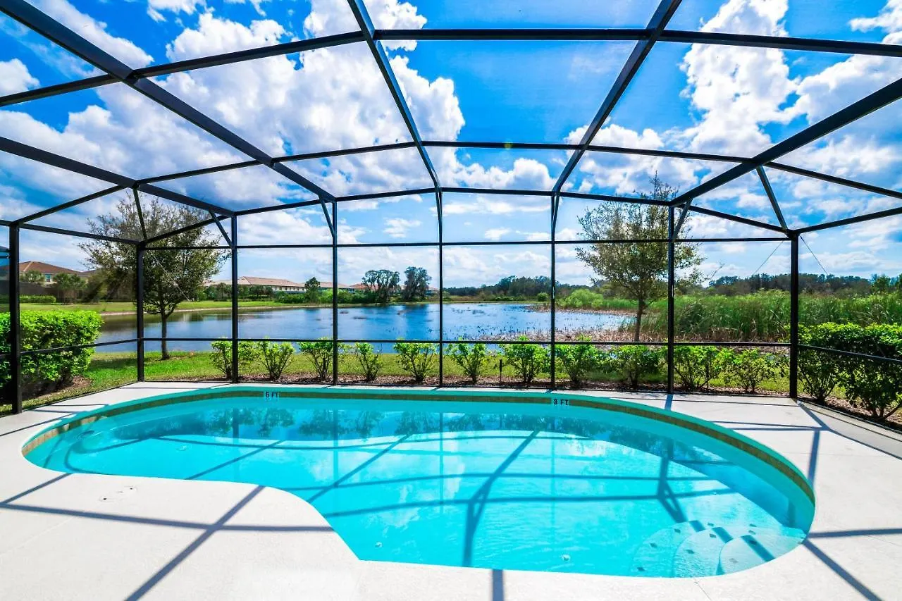 Solterra Stunner At White Rose Villas With Stunning Lake Views - Access To Resort Amenities - Game Room - Family Friendly - Nr Disney Davenport 0*,  United States