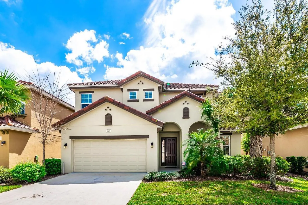 Solterra Stunner At White Rose Villas With Stunning Lake Views - Access To Resort Amenities - Game Room - Family Friendly - Nr Disney Davenport 0*,  United States