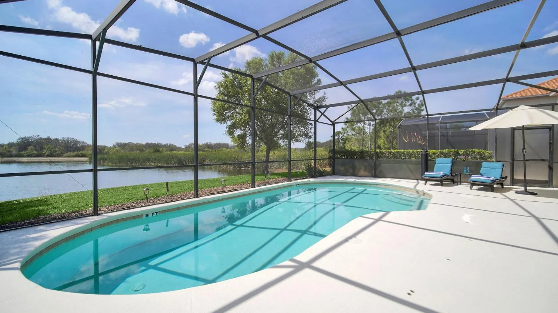 Solterra Stunner At White Rose Villas With Stunning Lake Views - Access To Resort Amenities - Game Room - Family Friendly - Nr Disney Davenport Holiday home