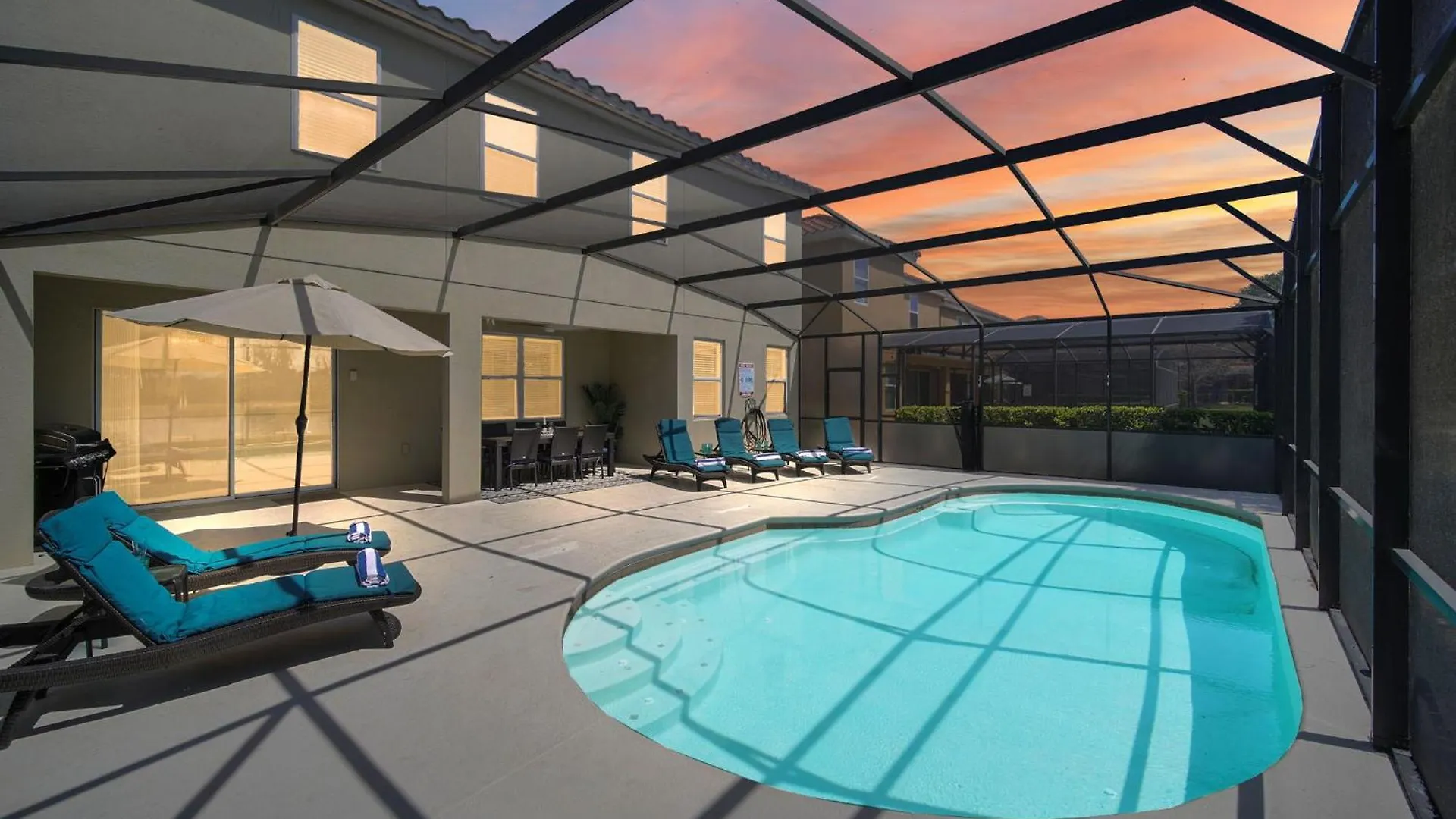 Solterra Stunner At White Rose Villas With Stunning Lake Views - Access To Resort Amenities - Game Room - Family Friendly - Nr Disney Davenport Holiday home