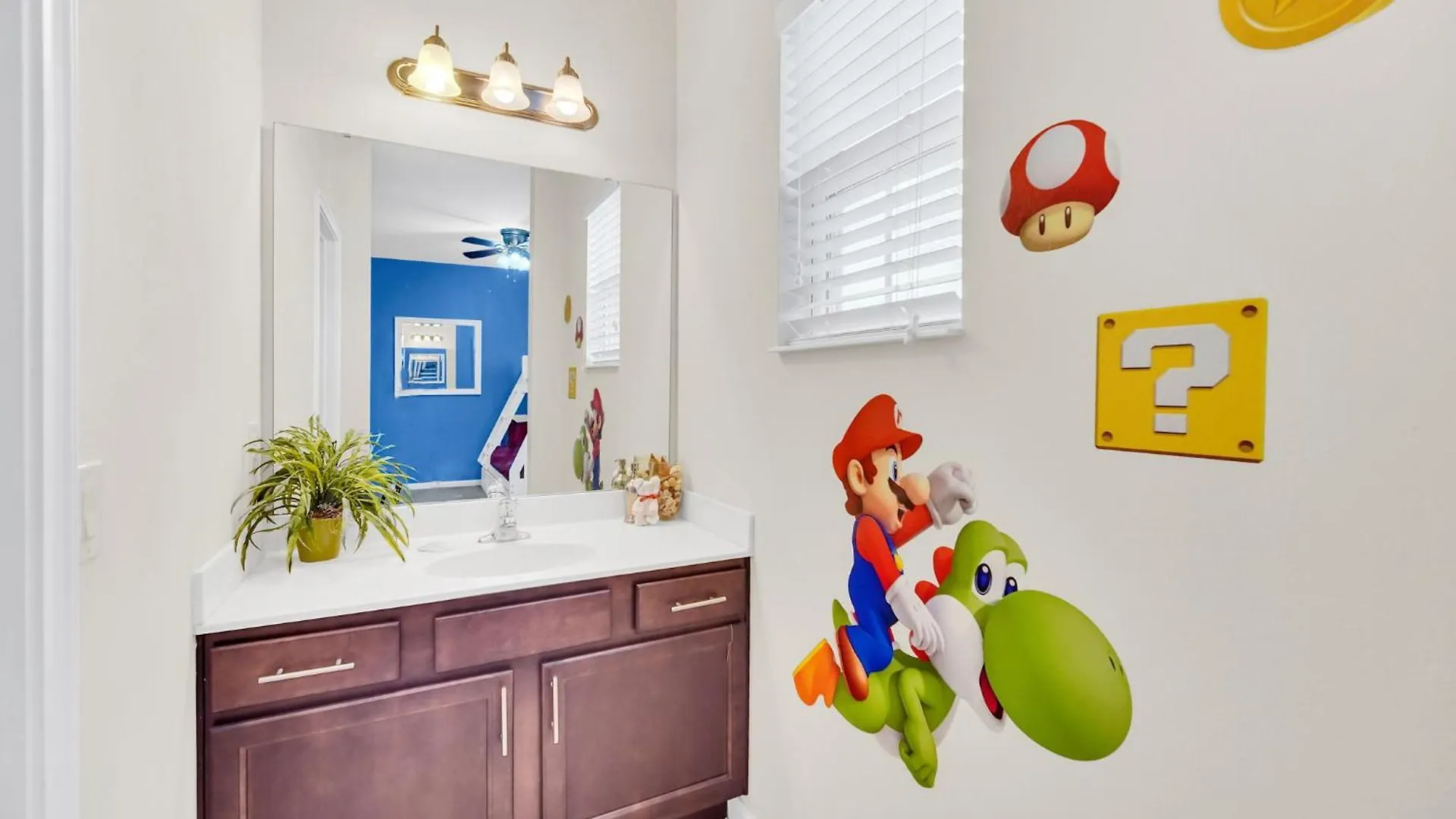 Holiday home Solterra Stunner At White Rose Villas With Stunning Lake Views - Access To Resort Amenities - Game Room - Family Friendly - Nr Disney Davenport United States