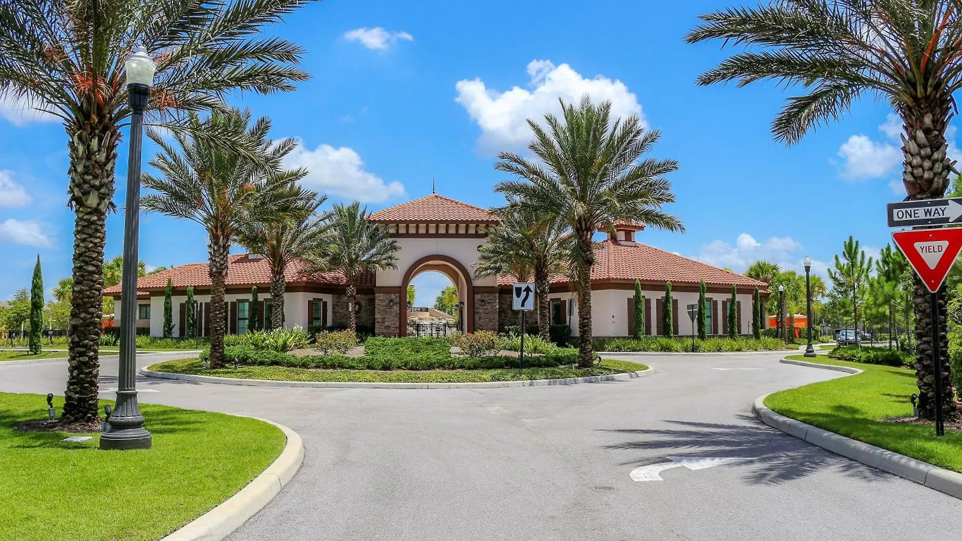 Holiday home Solterra Stunner At White Rose Villas With Stunning Lake Views - Access To Resort Amenities - Game Room - Family Friendly - Nr Disney Davenport United States